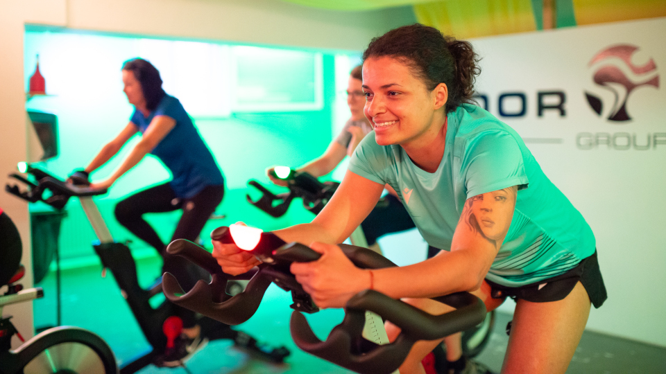 Neue Indoor-Cycling-Kurse für absolute Einsteiger oder 60 Plus