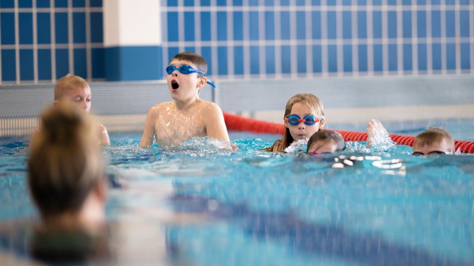 Herbstferien im Wasser – unsere Schwimm- und Aquakurse