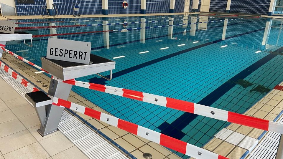 Sportbecken gesperrt